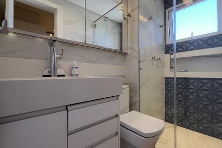 Apartamento à venda com 157m², 3 quartos e 4 vagasBanheiro da Suíte 2