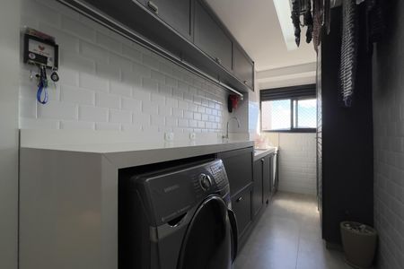 Apartamento à venda com 157m², 3 quartos e 4 vagasCozinha e Área de Serviço