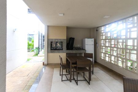 Apartamento para alugar com 34m², 2 quartos e sem vagaÁrea comum - Churrasqueira