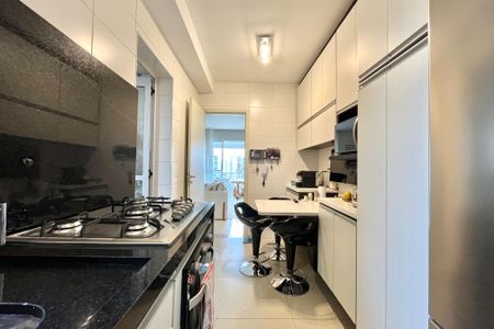 Apartamento à venda com 90m², 3 quartos e 2 vagasCozinha