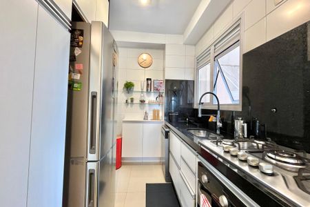 Apartamento à venda com 90m², 3 quartos e 2 vagasCozinha