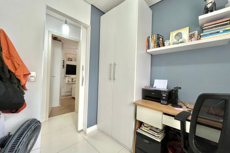 Apartamento à venda com 90m², 3 quartos e 2 vagasQuarto 3