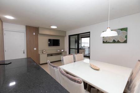 Apartamento à venda com 74m², 3 quartos e 1 vaga Apartamento à venda com 74m², 3 quartos e 1 vagaSala Principal
