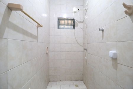 Casa para alugar com 350m², 3 quartos e 3 vagasBanheiro Social