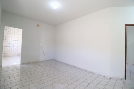 Casa para alugar com 350m², 3 quartos e 3 vagasSala