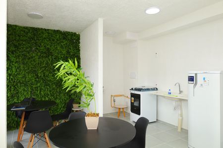 Apartamento para alugar com 32m², 2 quartos e sem vagaÁrea comum - Salão de festas