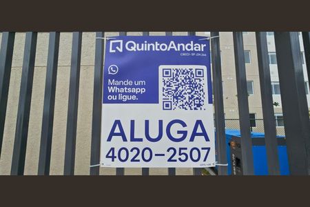 Apartamento para alugar com 32m², 2 quartos e sem vagaPlaca instalada na grade da fachada do condomínio - Código da placa: GTPE-1438