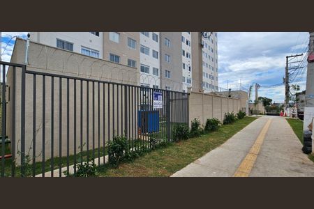 Apartamento para alugar com 32m², 2 quartos e sem vagaPlaca instalada na grade da fachada do condomínio - Código da placa: GTPE-1438