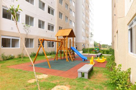 Apartamento para alugar com 32m², 2 quartos e sem vagaÁrea comum - Playground
