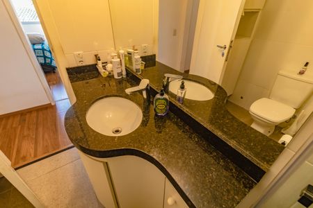 Apartamento à venda com 85m², 3 quartos e 1 vagaBanheiro