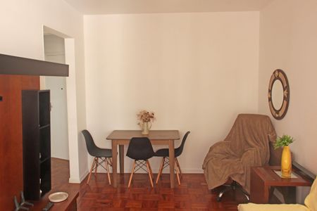 Apartamento para alugar com 61m², 1 quarto e 1 vagaSala