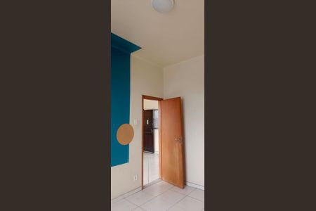 Quarto de apartamento para alugar com 2 quartos, 62m² em Rocha Miranda, Rio de Janeiro