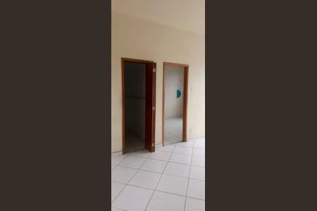 Quarto de apartamento para alugar com 2 quartos, 62m² em Rocha Miranda, Rio de Janeiro