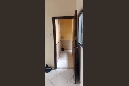 Sala de apartamento para alugar com 2 quartos, 62m² em Rocha Miranda, Rio de Janeiro
