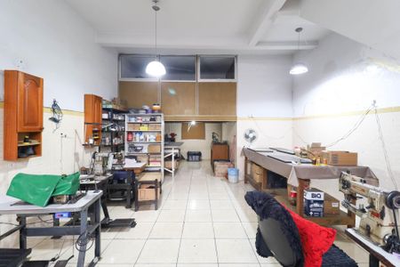 Casa à venda com 100m², 2 quartos e 3 vagas