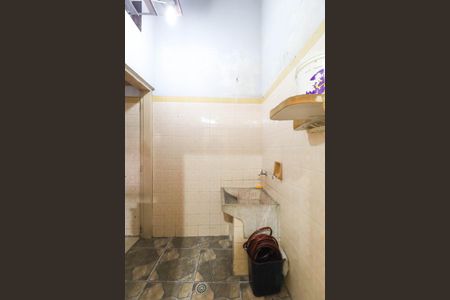 Casa à venda com 100m², 2 quartos e 3 vagas