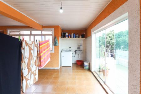 Casa à venda com 100m², 2 quartos e 3 vagas
