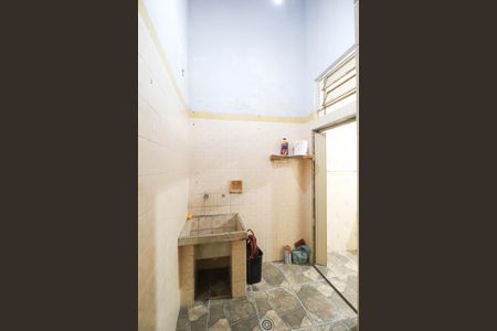 Casa à venda com 100m², 2 quartos e 3 vagas