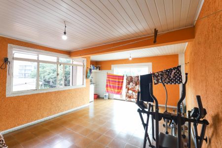 Casa à venda com 100m², 2 quartos e 3 vagas
