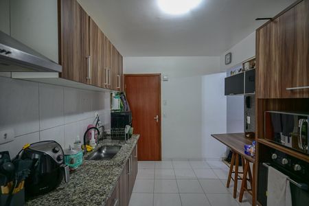 Apartamento para alugar com 116m², 3 quartos e 2 vagasCozinha