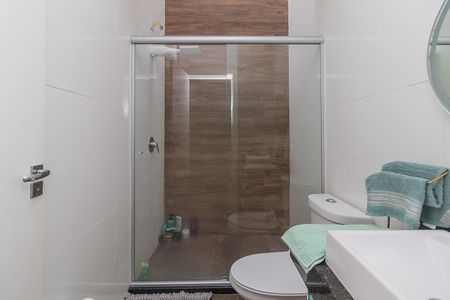 Casa de condomínio à venda com 170m², 3 quartos e 1 vagaBanheiro