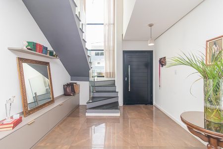 Casa de condomínio à venda com 170m², 3 quartos e 1 vagaHall