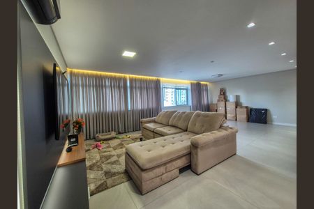 Apartamento à venda com 185m², 3 quartos e 2 vagas
