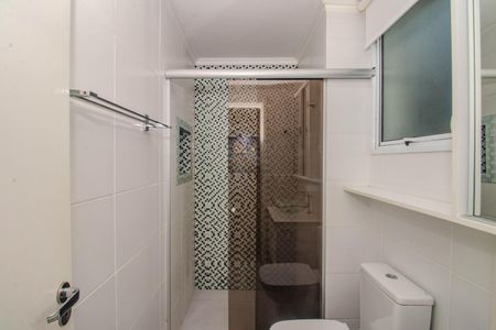 Apartamento à venda com 71m², 3 quartos e 2 vagas Apartamento à venda com 71m², 3 quartos e 2 vagasBanheiro da Suíte