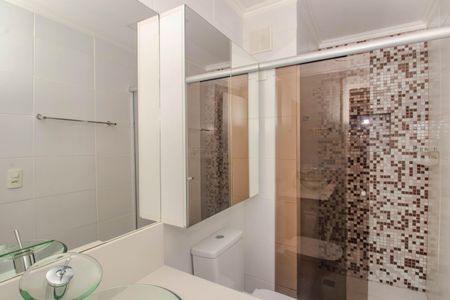 Apartamento à venda com 71m², 3 quartos e 2 vagas Apartamento à venda com 71m², 3 quartos e 2 vagasBanheiro Social