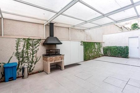 Apartamento à venda com 33m², 1 quarto e sem vagaÁrea comum - Churrasqueira