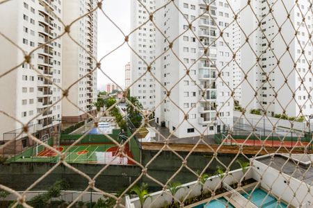 Sala vista de apartamento à venda com 2 quartos, 34m² em Campo Grande, São Paulo