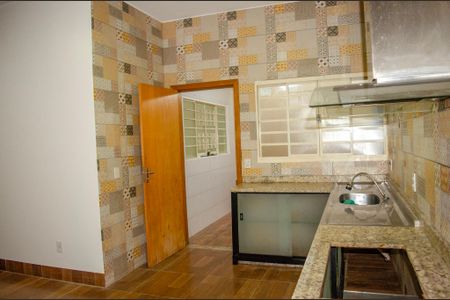 Casa para alugar com 2 quartos, 90m² em Setor Norte Ferroviário, Goiânia