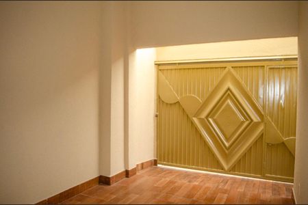 Casa para alugar com 90m², 2 quartos e 1 vaga