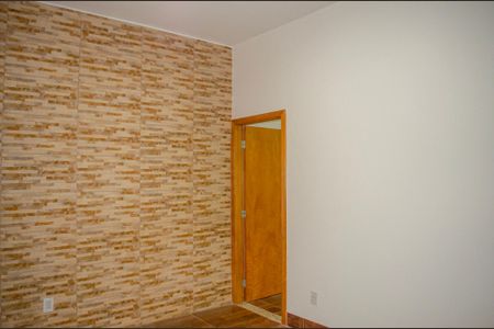 Casa para alugar com 90m², 2 quartos e 1 vaga