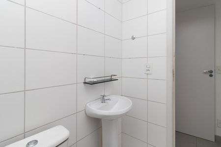 Apartamento para alugar com 60m², 2 quartos e 1 vaga Apartamento para alugar com 60m², 2 quartos e 1 vagaBanheiro do Quarto 2