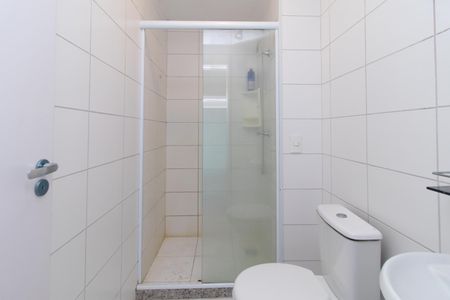 Apartamento para alugar com 60m², 2 quartos e 1 vaga Apartamento para alugar com 60m², 2 quartos e 1 vagaBanheiro do Quarto 2