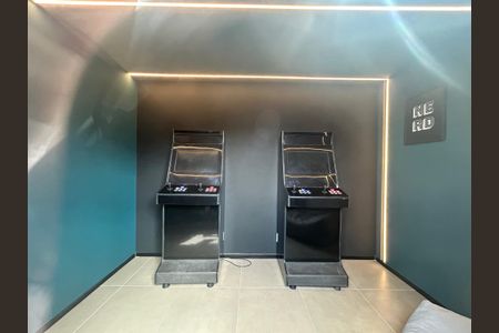 Apartamento para alugar com 34m², 2 quartos e sem vaga Apartamento para alugar com 34m², 2 quartos e sem vagaSalão de jogos