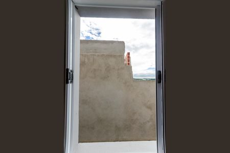 Quarto - Janela de casa para alugar com 1 quarto, 40m² em Perus, São Paulo