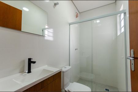 Banheiro de casa para alugar com 1 quarto, 40m² em Perus, São Paulo
