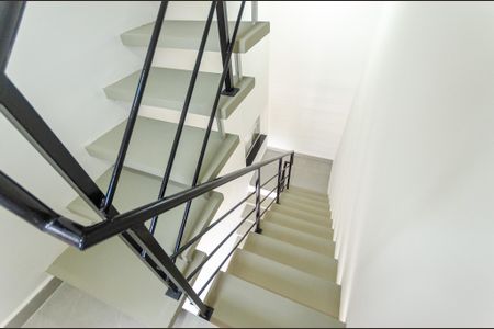 Casa para alugar com 50m², 2 quartos e sem vagaEscada