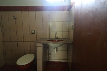 Casa para alugar com 30m², 1 quarto e sem vagaBanheiro