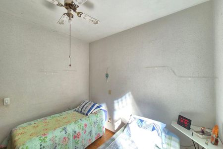 Casa à venda com 253m², 4 quartos e 2 vagasQuarto 2 