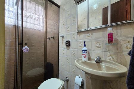 Casa à venda com 253m², 4 quartos e 2 vagasBanheiro