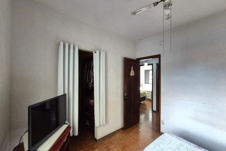 Casa à venda com 253m², 4 quartos e 2 vagas Casa à venda com 253m², 4 quartos e 2 vagasQuarto 3 - Suíte