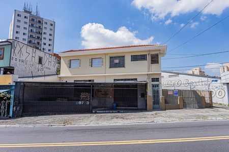Casa para alugar com 190m², 2 quartos e 1 vagaFachada