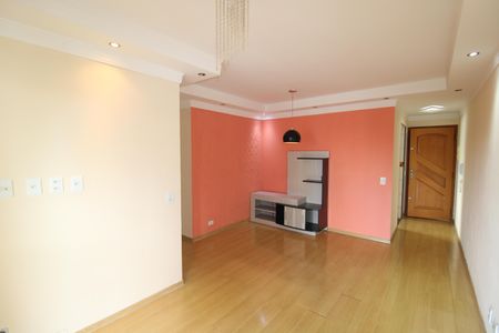 Sala de apartamento à venda com 3 quartos, 70m² em Vila Carbone, São Paulo