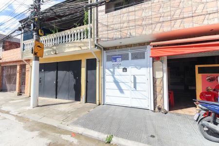 Casa para alugar com 50m², 1 quarto e sem vaga Casa para alugar com 50m², 1 quarto e sem vagaFachada