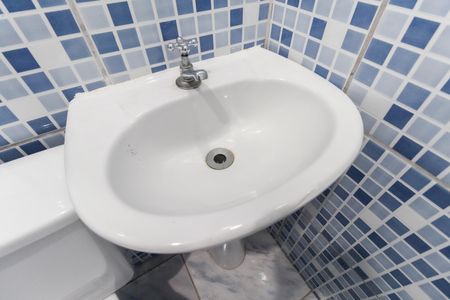 Casa para alugar com 50m², 1 quarto e sem vaga Casa para alugar com 50m², 1 quarto e sem vagaBanheiro