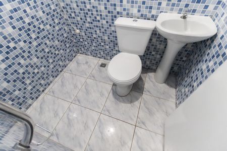 Casa para alugar com 50m², 1 quarto e sem vaga Casa para alugar com 50m², 1 quarto e sem vagaBanheiro