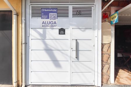 Casa para alugar com 50m², 1 quarto e sem vaga Casa para alugar com 50m², 1 quarto e sem vagaFachada